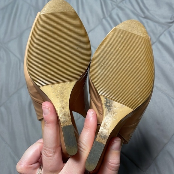 Miu Miu Wedge Patent Leather Pink Nude Sling Back Heel Flawed Size 4 - Picture 8 of 15